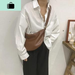 包包女2020新款潮网红饺子包百搭ins洋气斜挎胸包小众设计腋下包NEW LAKE女士单肩包