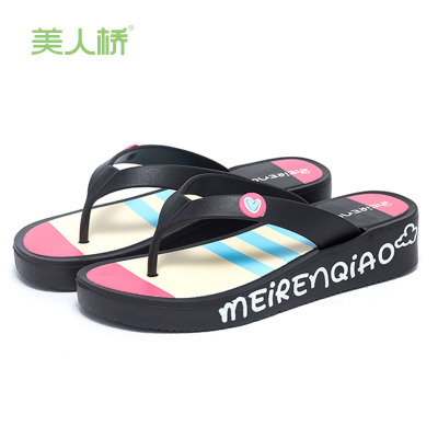 美人桥女式人字拖鞋舒适透气轻便拖鞋时尚字母中跟爱心板拖防滑耐磨615-1