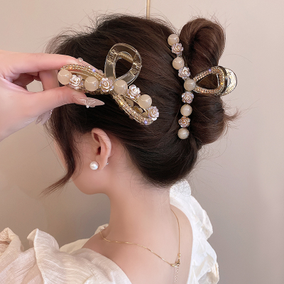 优雅小香风山茶花珠珠抓夹大号发量多女后脑勺高端盘发鲨鱼夹发夹送女朋友老婆情人节七夕生日礼物