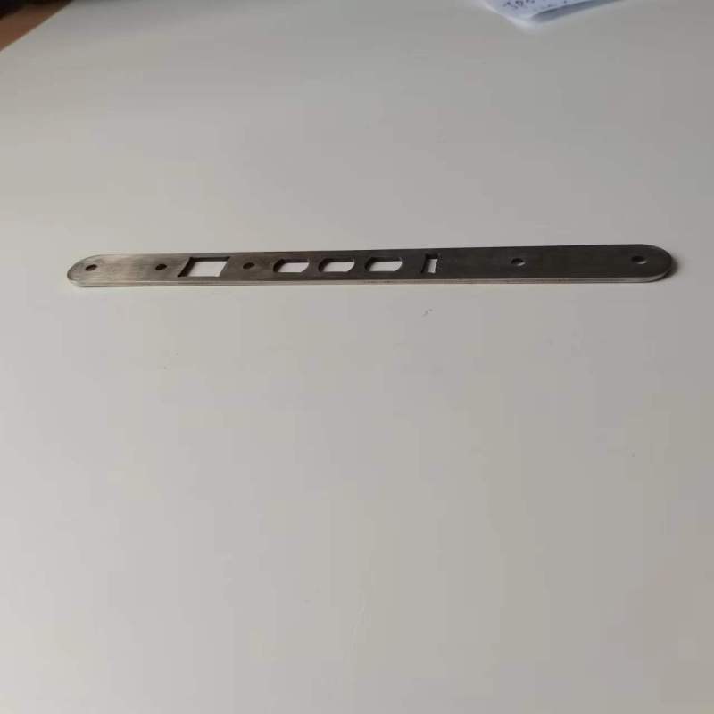 帮客材配 全新原装推拉导向板 JP5120K-47-LS(24*280)圆头单孔 收前务必验货