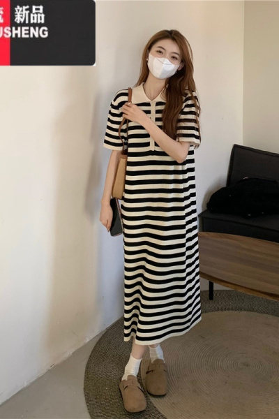 YIBUSHENGPOLO领短袖连衣裙女2023年季新款中长款宽松慵懒外穿条纹长裙子