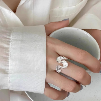 唐草纹波浪卷戒指女开口可调节小众设计感高级感ins风指环潮新品送女朋友老婆情人节七夕生日礼物