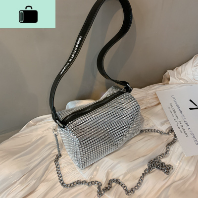 大王腋下包满钻枕头小包包女020新款手提手拎百搭链条单肩斜跨包NEW LAKE女士单肩包