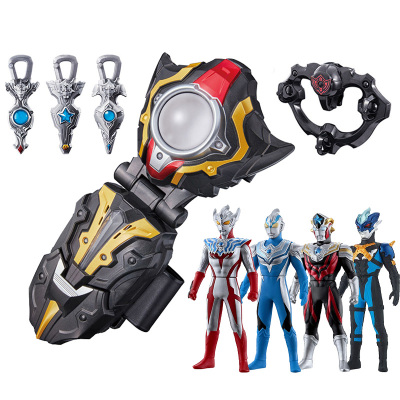 。直发TAIGA泰罗之子泰迦奥特曼DX变身器泰嘉迦火花奥特曼玩变身器+3个挂扣+附件+4个人偶送电池