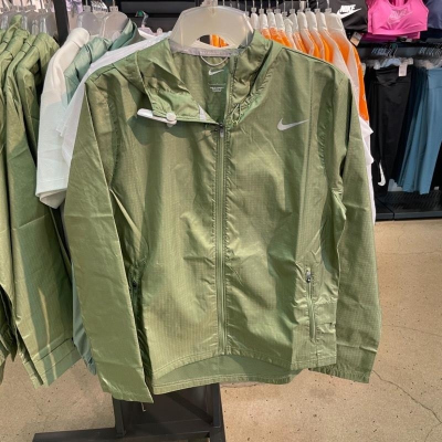 NIKE/耐克连帽外套跑步运动休闲梭织女装夹克CU3218-386 D