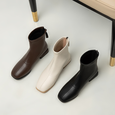 Ideamini大码女鞋41一43脚宽胖妹妹方头加绒英伦风复古网红瘦瘦短靴女靴40