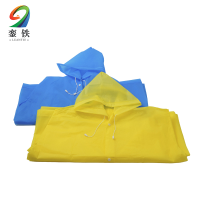 銮铁雨衣一次性件