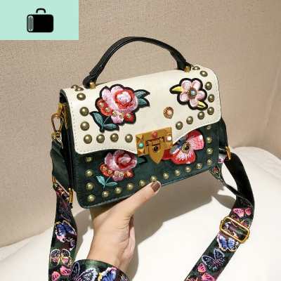 高级质感洋气小包包2020新款潮韩版百搭ins超火刺绣宽带斜挎女包NEW LAKE女斜挎包