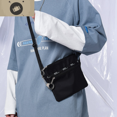 男士小挎包潮牌日系学生休闲迷你单肩包男生斜挎包ins潮小背包艾狄伊娃