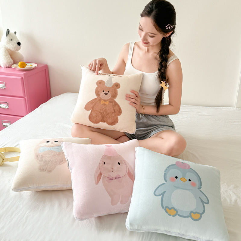 新款牛奶绒数码印花抱枕被糯叽叽两用二合一车载靠垫午睡小被子