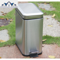 不锈钢长方形垃圾桶卫生间窄身创意时尚脚踏家用欧式厨房客厅 三维工匠