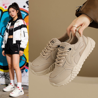 2026小白鞋女春季新款阿甘鞋ins女学生休闲运动百搭板鞋街拍