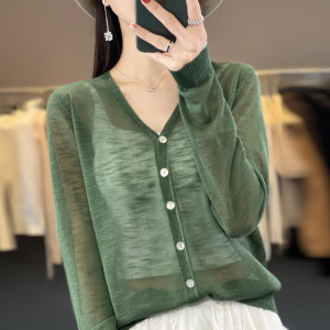 夏季薄款防晒衫女V领针织开衫夏季新款纯色宽松空调衫长袖外