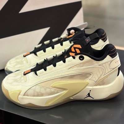 NIKE耐克篮球鞋JORDAN LUKA 2 PF男鞋运动鞋DX9012-100 D