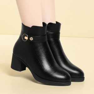 女短靴加绒妈妈鞋冬季加厚防滑软皮棉靴中跟坡跟厚底女靴雪地靴女