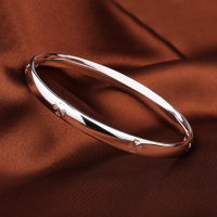 四叶草银手镯女纯银9999闭口实心简约小众年轻款足银手环送女友送女朋友老婆情人节七夕生日礼物