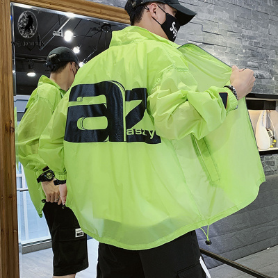 七匹狼国际公司授权WOLFTREK-2021新款夏装字母印花宽松皮肤衣夹克外套旅游外出夏日外穿