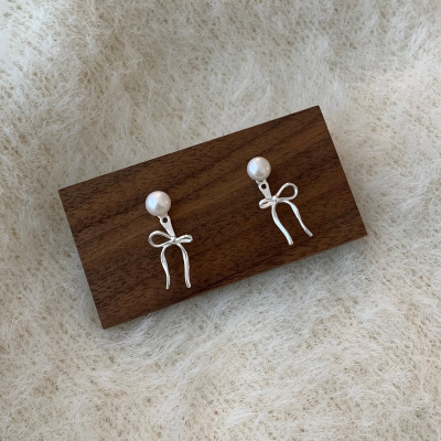 S925纯银珍珠蝴蝶结后挂耳钉女温柔甜美精致耳环优雅耳饰配饰送女朋友老婆情人节七夕生日礼物