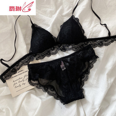 Rootoul法式蕾丝无钢圈薄垫软三角杯舒适弹力少女文胸套装内衣裤费琳