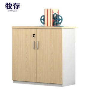 牧存室内木质储物柜