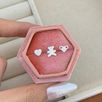 s925纯银满钻爱心小熊耳钉小巧精致气质耳骨钉轻奢高级感耳饰送女朋友老婆情人节七夕生日礼物