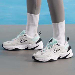 耐克(NIKE)女鞋新款运动鞋M2K TEKNO潮流时尚老爹鞋缓震耐磨休闲鞋AO3108-205 ZP