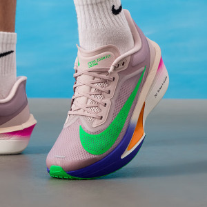 耐克(NIKE)跑鞋男鞋新款时尚潮流户外休闲鞋缓震耐磨透气运动鞋跑步鞋FN8454-004 ZP