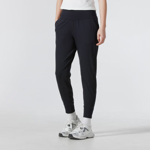 安德玛(Under Armour)新款运动裤女子户外健身训练跑步跳操针织长裤收脚休闲裤1375078-273 ZP