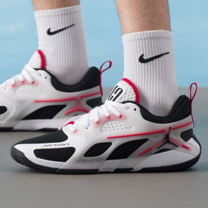 耐克(NIKE)男鞋新款潮流透气缓震抗扭轻便实战篮球鞋 FQ3859-006 ZP