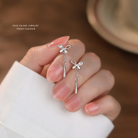 s925纯银镂空蝴蝶耳钉女文艺气质时尚水滴耳坠森系小清新耳饰批发送女朋友老婆情人节七夕生日礼物