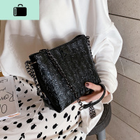 高级感包包洋气女包2020流行新款潮韩版百搭质感斜挎包时尚链条包NEW LAKE女斜挎包