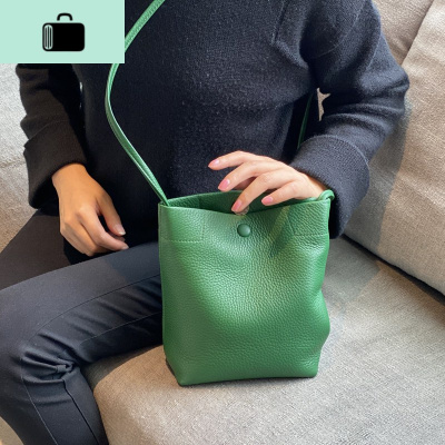 2020新款头层牛皮小包包女单肩女包时尚斜挎水桶包NEW LAKE女士手提包