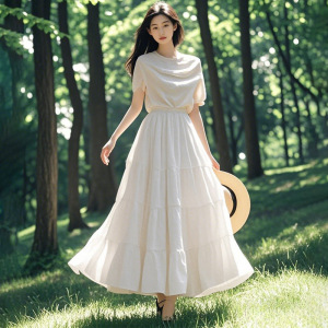 白色半身裙女春秋季2026新款高腰显瘦a字长裙子小个子蓬蓬蛋糕裙