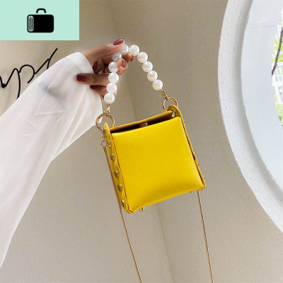 链条斜挎小方包包女2020新款ins复古手拿包洋气漆皮单肩包迷你包NEW LAKE女士单肩包