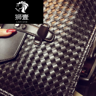 狮壹（Lionone）时尚手工编制男士手抓质手拿包男包商务休闲单肩包斜跨包潮黑色默认颜色