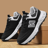 春夏季男士新款拼色潮流时尚百搭日常圆头网面休闲运动注塑跑步鞋