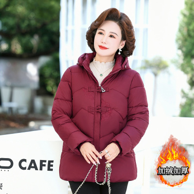 中老年妈妈装秋冬绒衫女新款半高领绣花毛衣针织打底衫