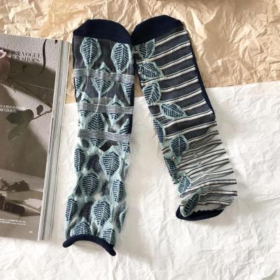 SUNTEK丝袜夏季超薄透明水晶黑白色复古波点中筒袜ins卷边玻璃丝短袜女绿色均码