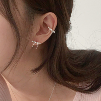 S925纯银蝴蝶结耳钉女潮流韩系新款耳环设计感耳饰小清新配饰送女朋友老婆情人节七夕生日礼物