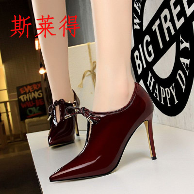 斯莱得-欧美时尚高跟漆皮尖头绑带字口镂空夜店显瘦深口单鞋
