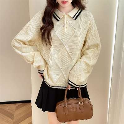 [3件8.5折127.4元,叠加优惠券]唐狮翻领显瘦学院风套头白色毛衣女新款冬季绞花针织衫小众qd