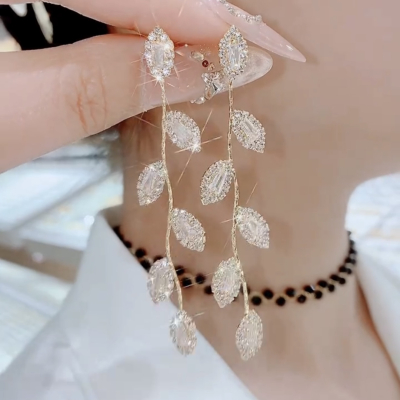 s925银针长款流苏叶子耳钉耳坠女韩国网红气质适合圆脸的显瘦耳环送女朋友老婆情人节七夕生日礼物