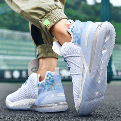 正品爱欧文詹姆斯18代篮球鞋冰淇淋白蓝粉冰蓝战靴16代联名全明星鸳鸯缓实战nba运动鞋17代黑紫男士休闲运动篮球鞋