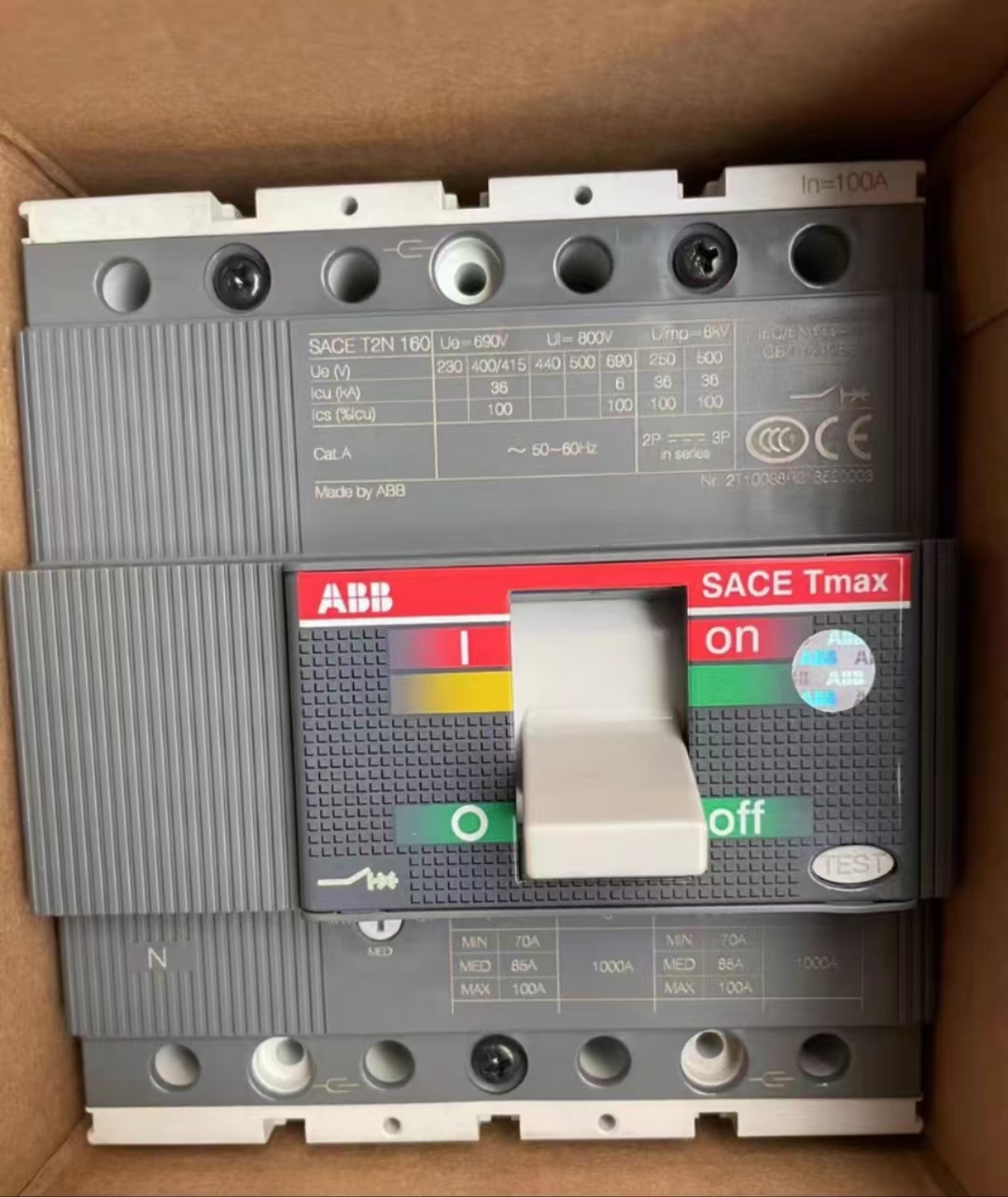 发电机组用塑壳断路器 T2N160 4P