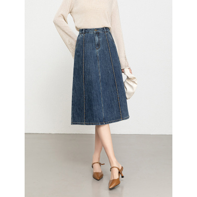 20266年春季新款复古撞色刺绣线显瘦伞裙A字牛仔半身裙女