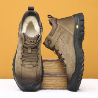 真皮羊毛雪地靴男冬季户外防滑运动休闲短靴子男士加绒加厚棉鞋