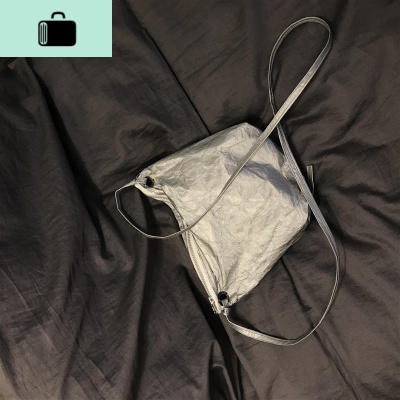 街头风小包女韩版复古ins超火单肩包简约百搭金属银色斜挎小包潮NEW LAKE 银色女士单肩包
