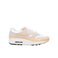 耐克(NIKE)女鞋新款透气轻便舒适百搭运动休闲跑步鞋