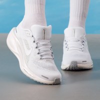 耐克(NIKE)女鞋新款运动鞋AIR ZOOM PEGASUS 41缓震耐磨透气跑步鞋IO9914-100 ZP