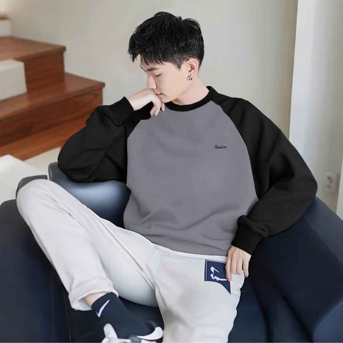 [2.5折价69元]唐狮春款男士卫衣少感青套头男胸前印花插肩袖卫衣